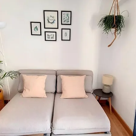 Cozy One Bedroom Lisbon