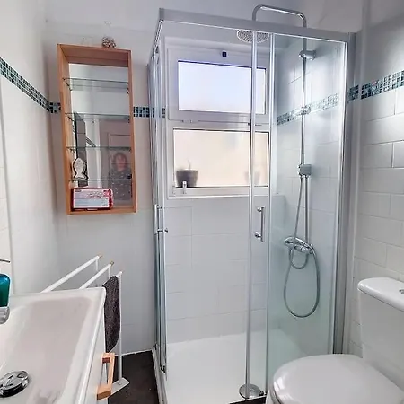 Cozy One Bedroom 리스본