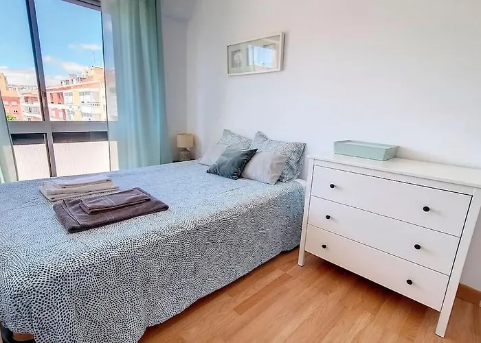 Cozy One Bedroom Appartement *